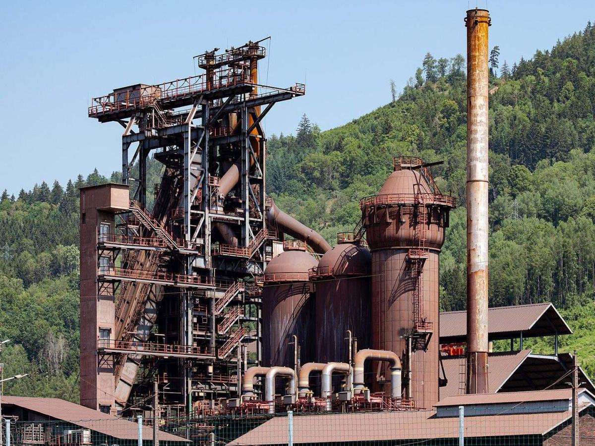 Steel Plants – industrial maintenance supplies from Calcutta Asbestos Co.